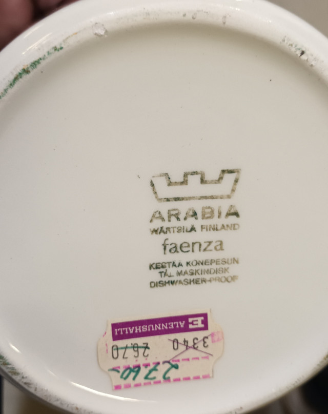Arabia maitokannu
