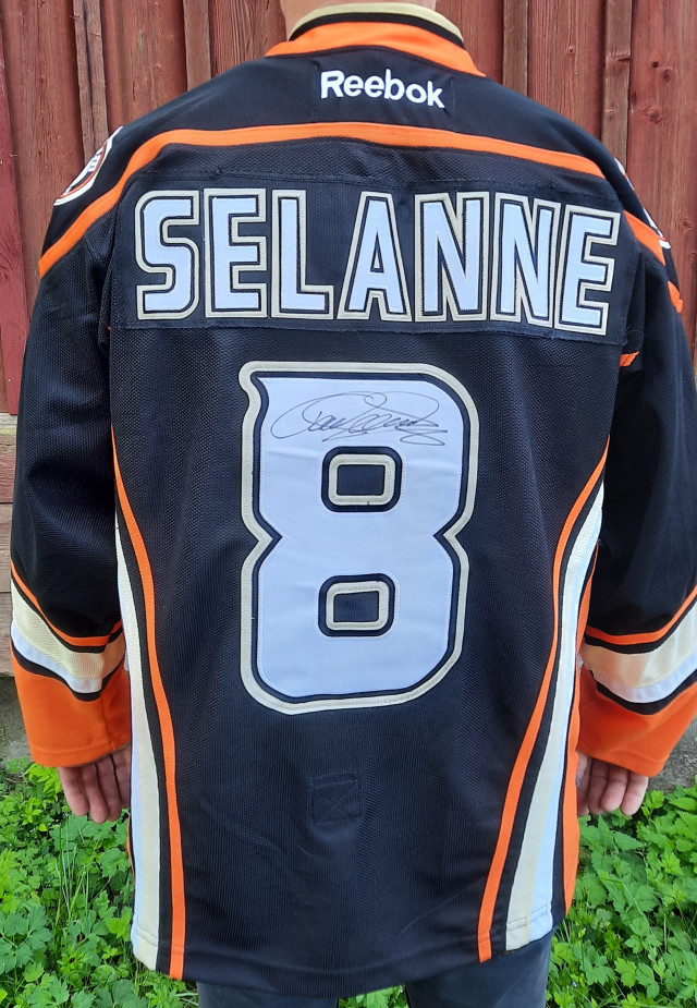 Pelipaita Teemu Selänne Anaheim signeerattu