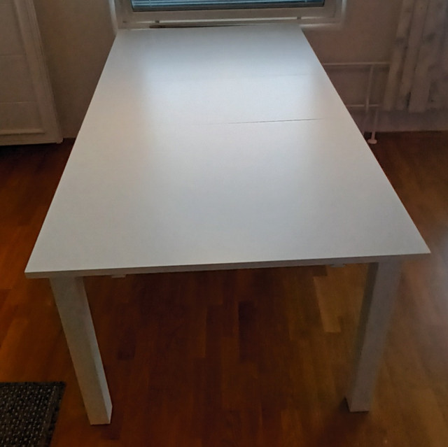 Keittiön pöytä pohjanmaan kaluste