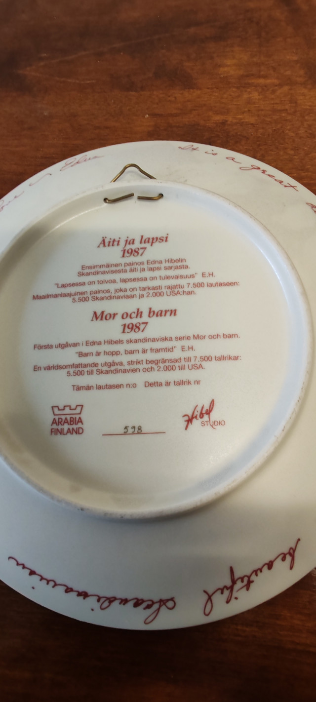 Äiti ja tytär, arabia keräily esine.