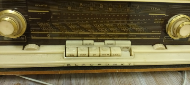 Vanha radio