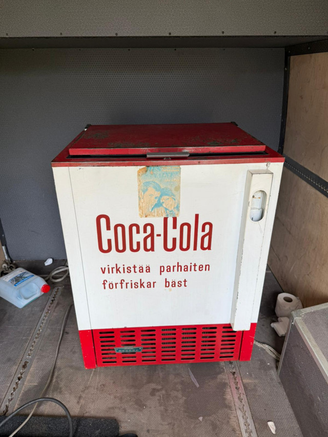 Vintage Vanha Coca-Cola viileä kaappi