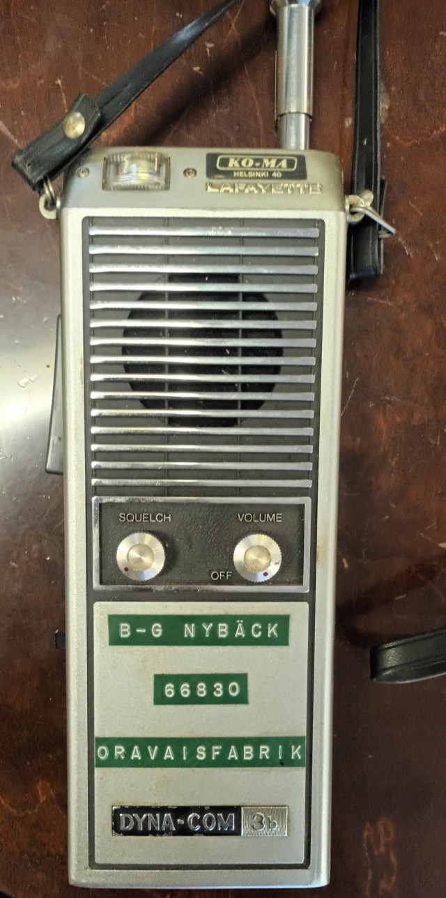 Radiopuhelin