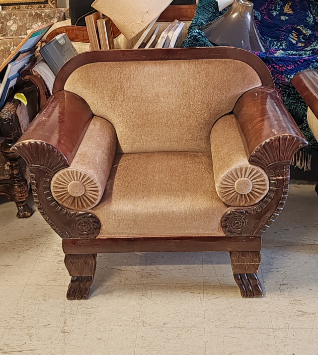 Biedermeier-nojatuoli.