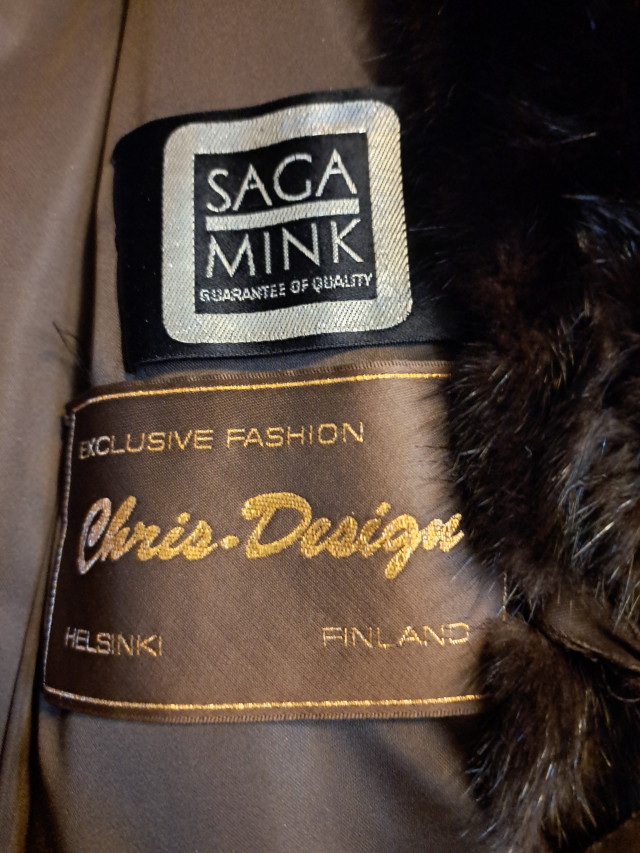 Minkkiturkki Chris-Desing Made in Finland