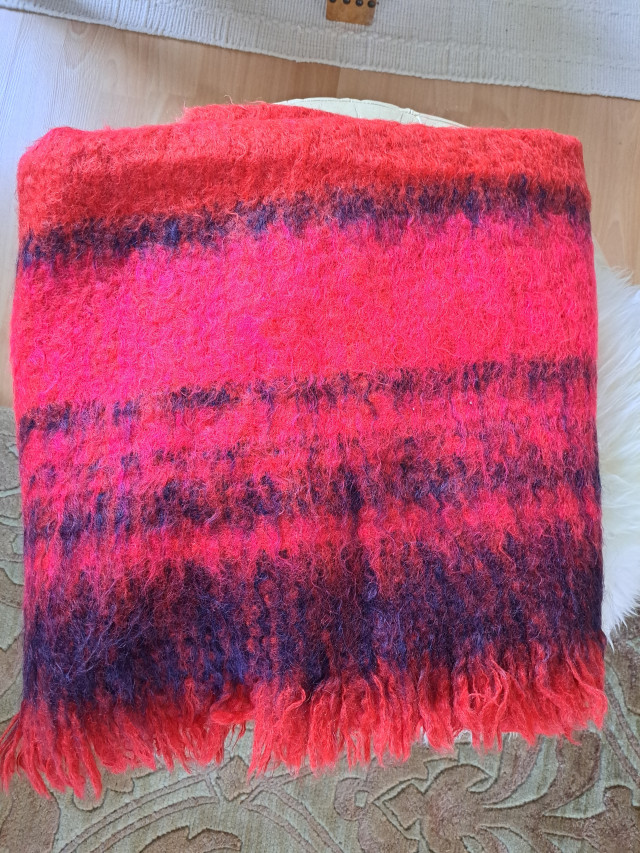 Arola All Mohair Desing Pirkko Mäki Mohairvillaviltti