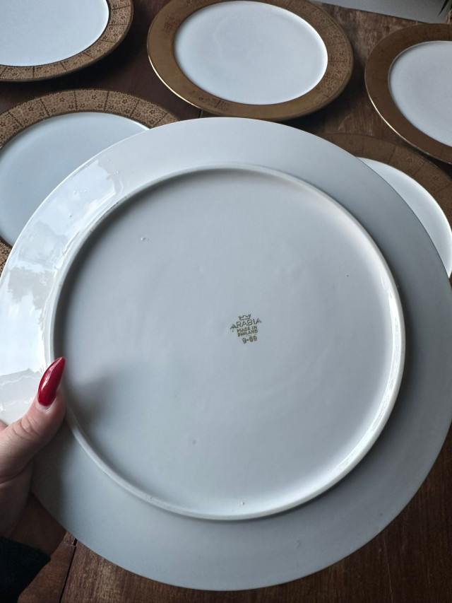 Arabian lautaset