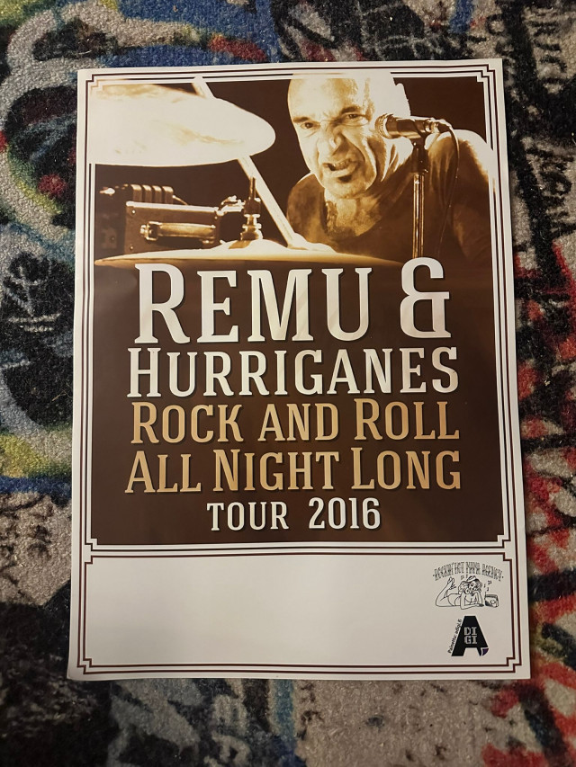 Remu ja Hurriganes keikkajuliste