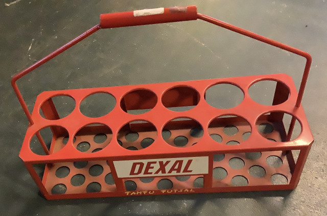 Joukkueen huoltajan juomateline Retro 1980 luku