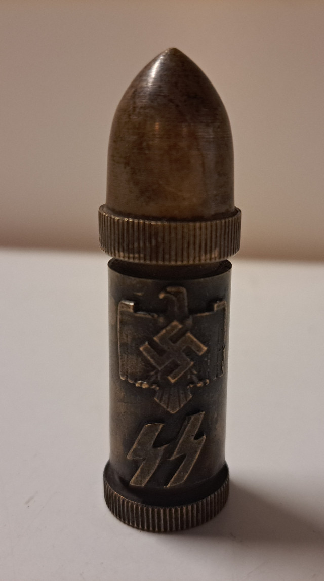 Bensasytkäri SS/hakaristi