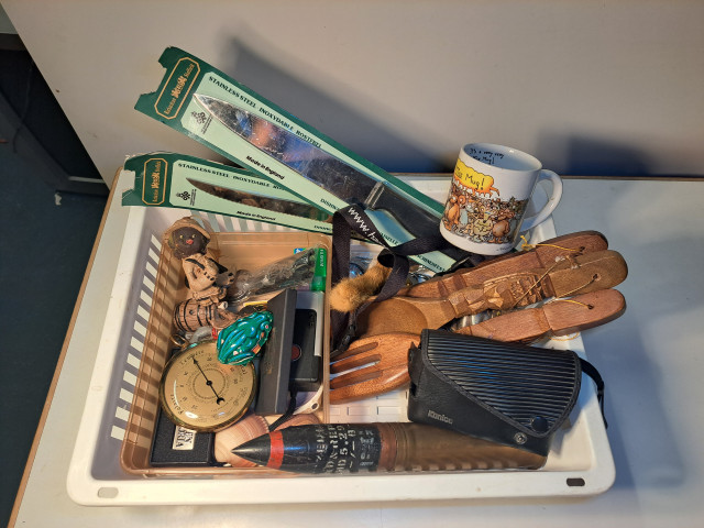 Laatikollinen tavaraa