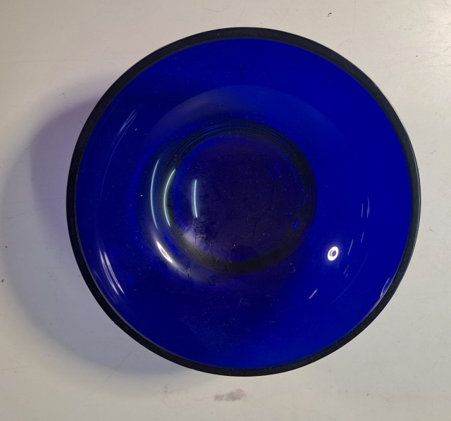 Pentik sininen astia