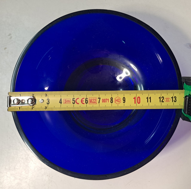 Pentik sininen astia