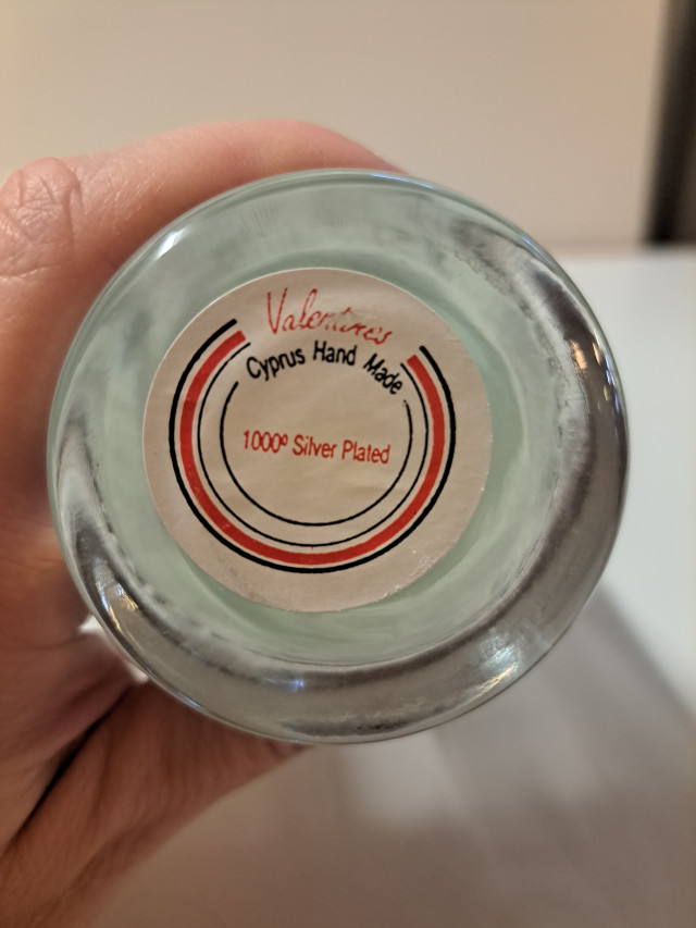 Lasimaljakot käsityötä Kypros