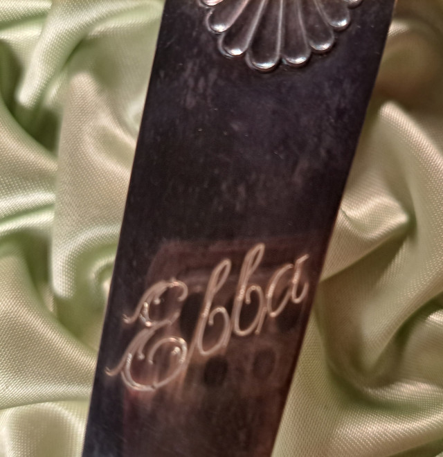 Iso kastikekauha alpakkaa