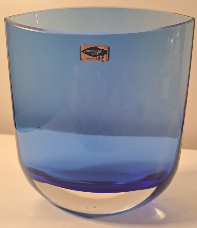 Nuutajärven lasimaljakko Korkeus 18cm