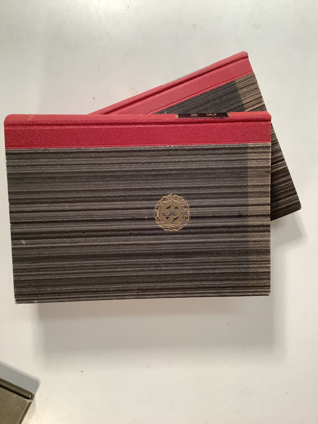 Hitler: Taisteluni ,osat 1 ja 2, WSOY 1942