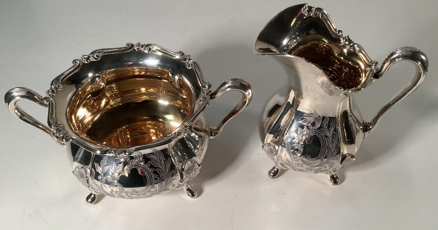 Kermakko ja sokerikko,hopeaa