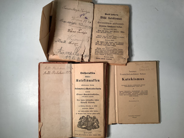Katekismus kirjoja 3 kpl
