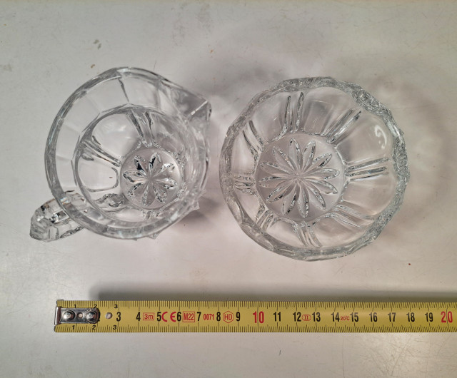 Kristalliset sokerikko ja kermakko