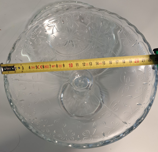 Lasiset tarjoiluastiat Nuutajärvi