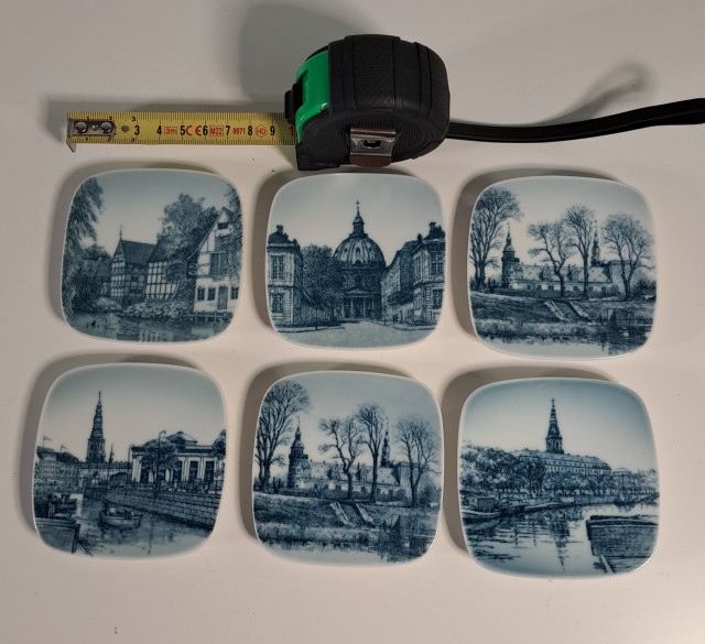 Pienet keraamiset seinätaulut