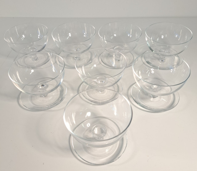 Lasiset jälkiruokakulhot 8kpl