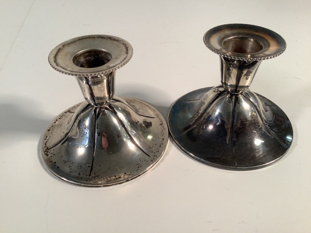 Hopeiset kynttilänjalat 2 kpl