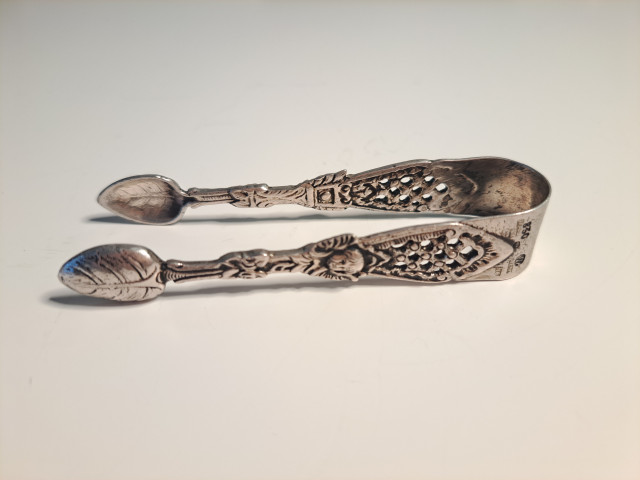 Hopeiset sokeriottimet