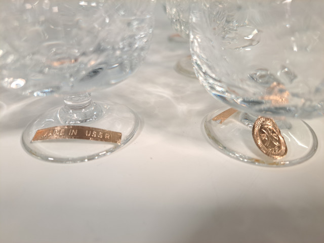 Pienet jalalliset kristallilasit USSR 9kpl