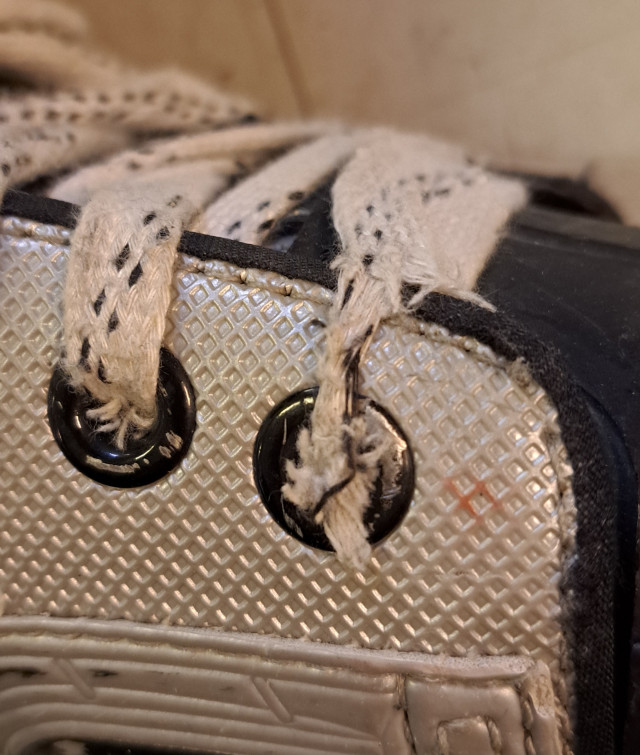 Hokkarit teräsuojilla koko 38