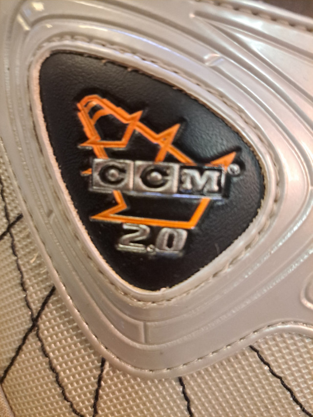 Hokkarit teräsuojilla koko 38