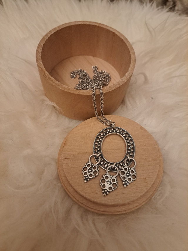 Kalevalakoru Lapin riipus hopea