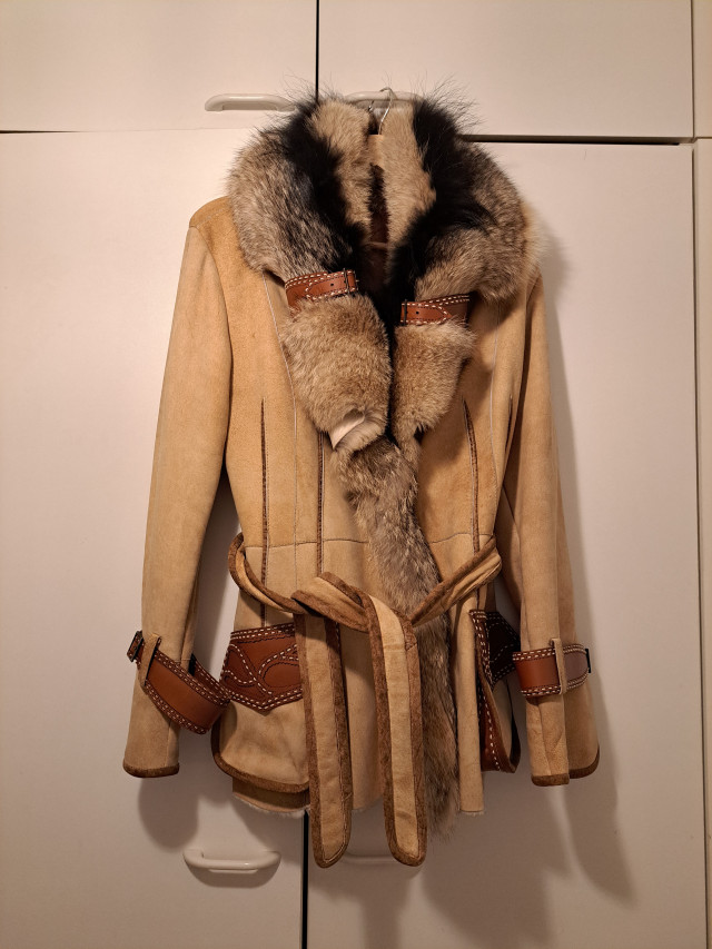 Mokkatakki aidolla turkiksella