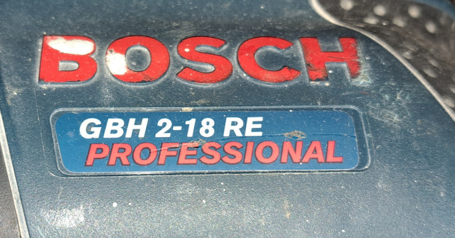Bosch iskuporakone ja Metabo rälläkkä
