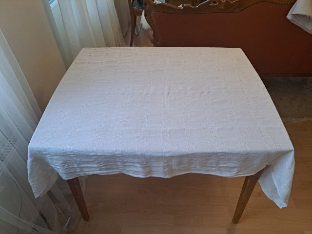 Pöytäliina Pellavaa