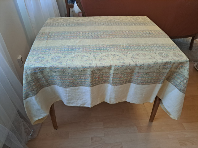 Pöytäliina Pellavaa