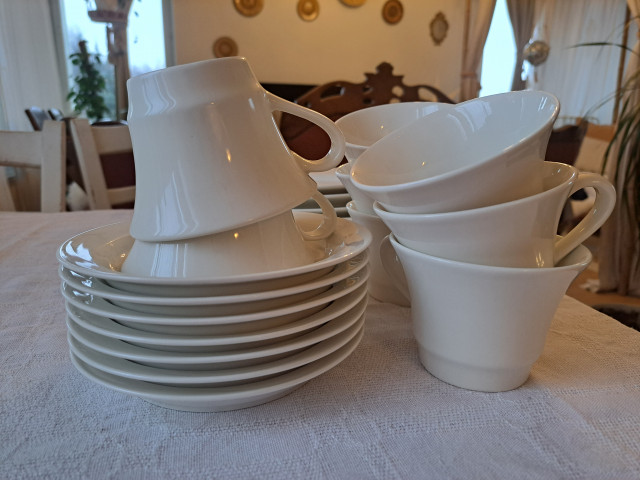 Kultakeramiikka Taru astiastoa