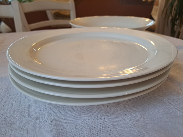 Kultakeramiikka Taru astiastoa