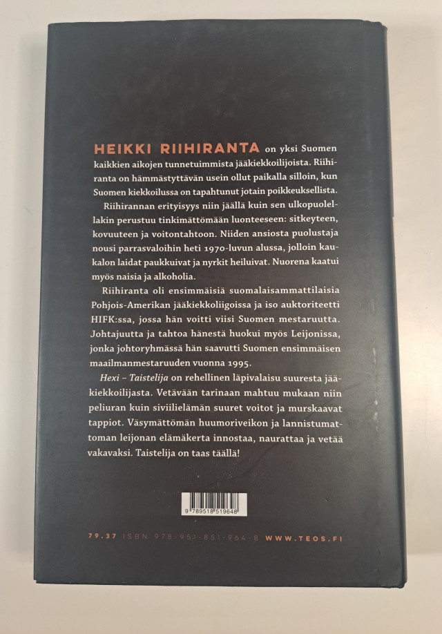 Hexi Riihiranta, Taistelija, signeerauksella