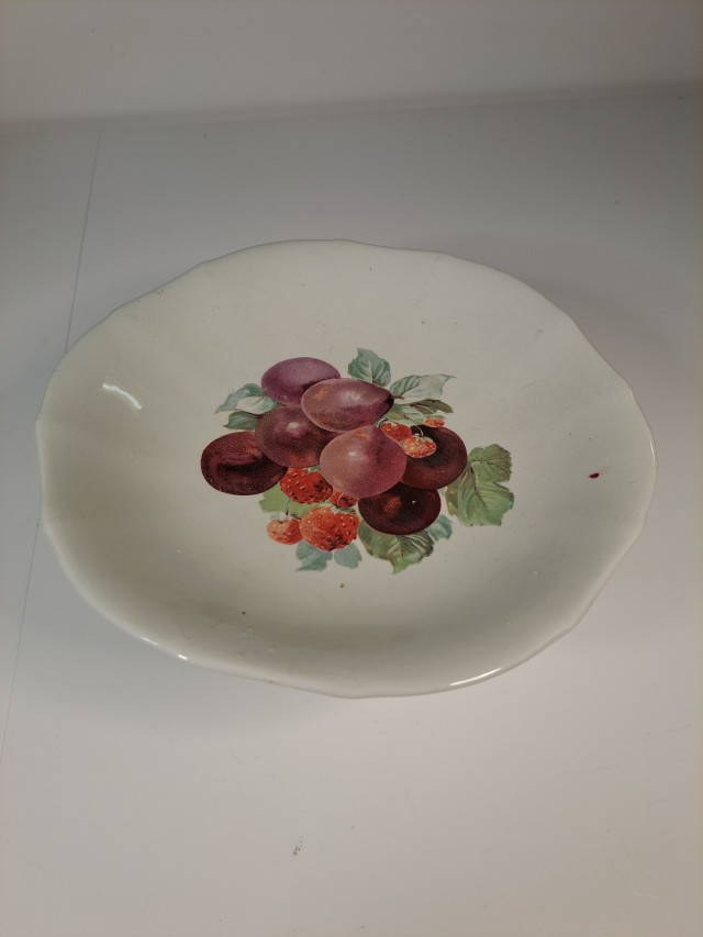 Vanha Arbian jalallinen tarjoilukulho