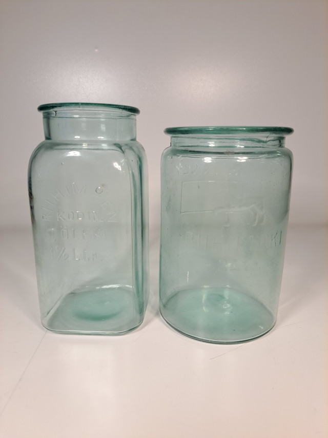 Riihimäen lasiastiat