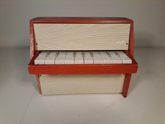 Pieni lelupiano/ksylofoni