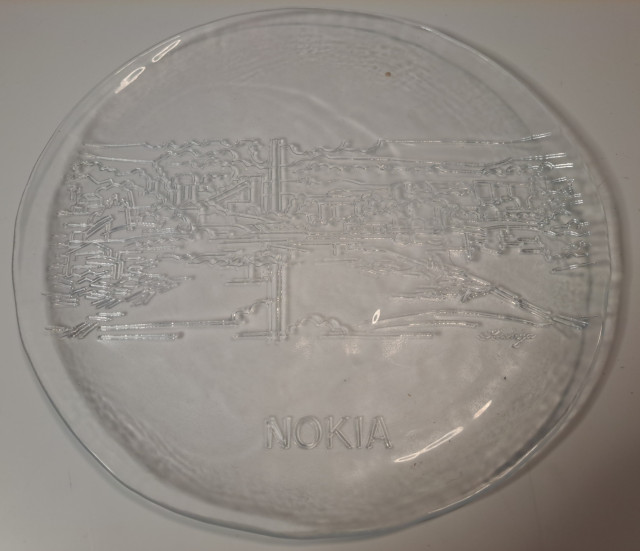 Muurlan lasilautanen Nokia