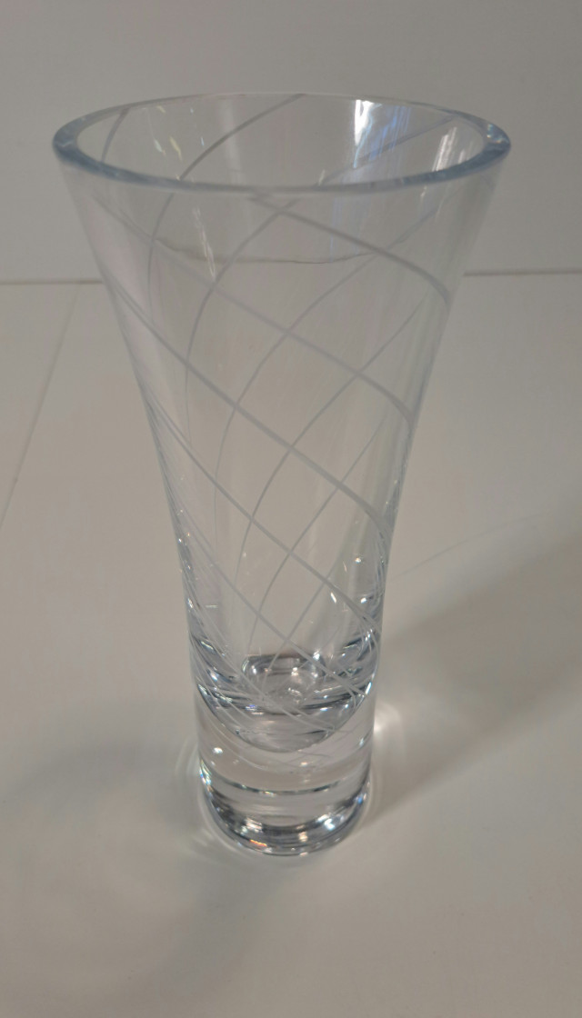 Nuutajärvi maljakko signeerauksella Markku Salo