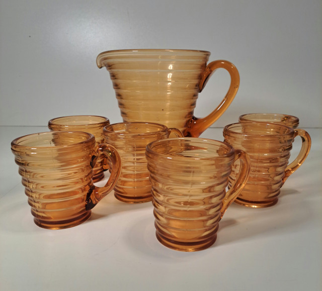 Aino Aalto Bölgeblick Kannu ja kuusi lasia