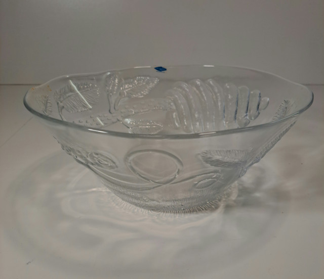 Nuutajärven Pioni kulho, Oiva Toikka