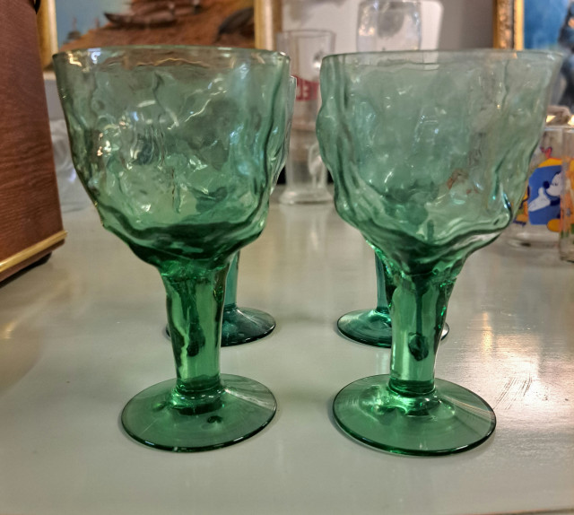 Humppila Fantasia sarjan viinilasit 4 kpl