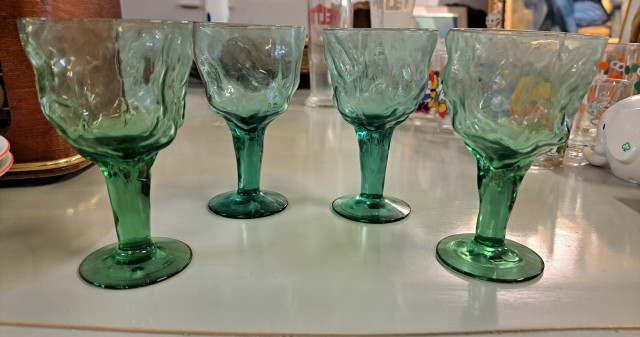 Humppila Fantasia sarjan viinilasit 4 kpl