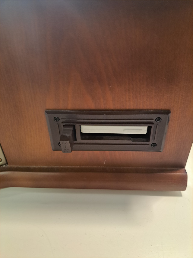 Radio/cd/kasetti/LP-soitin